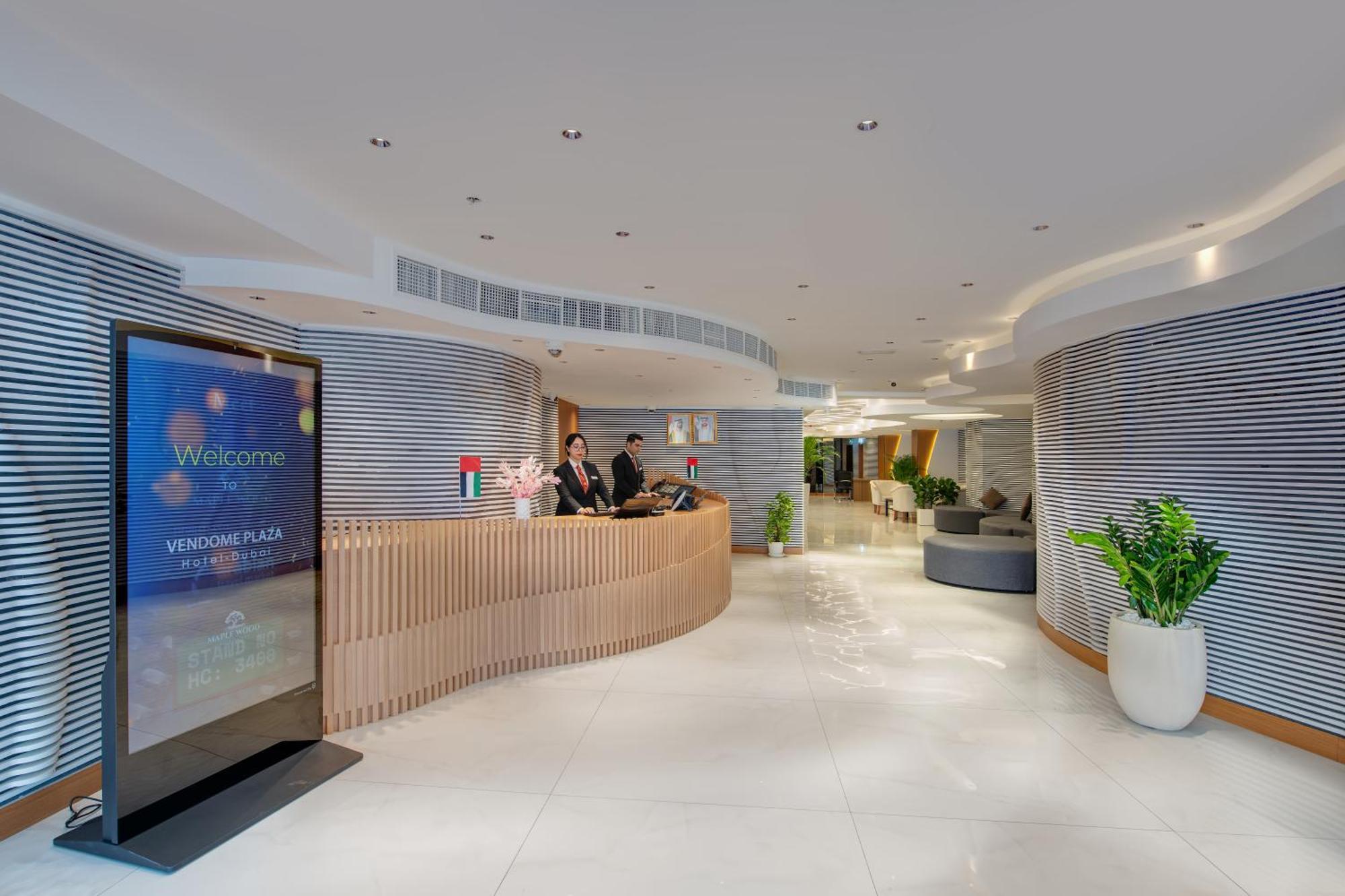 Vendome Plaza Hotel Dubai Exterior foto